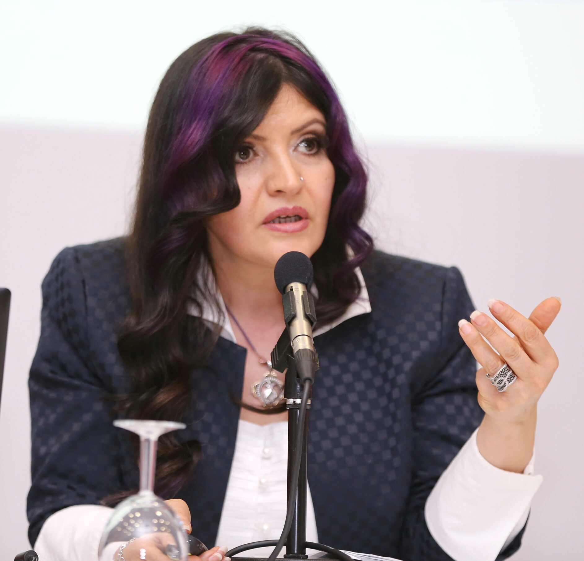 Frau Nare Yesilyurt